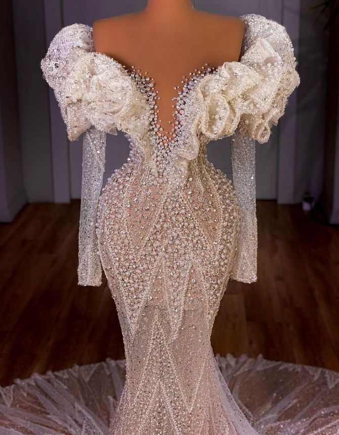 لباس عروس ماهی کارشده یقه حلزونی