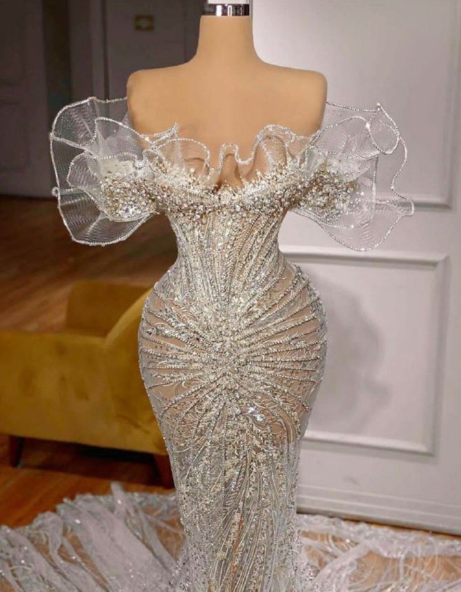 لباس عروس ماهی فول سنگدوزی شده