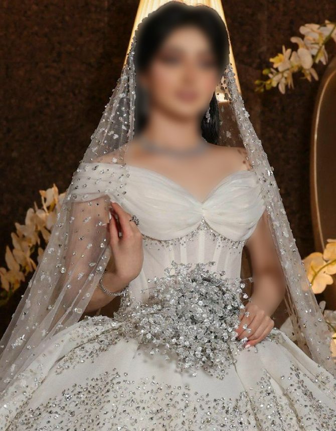 لباس عروس مدل عربی سنگدوزی شده